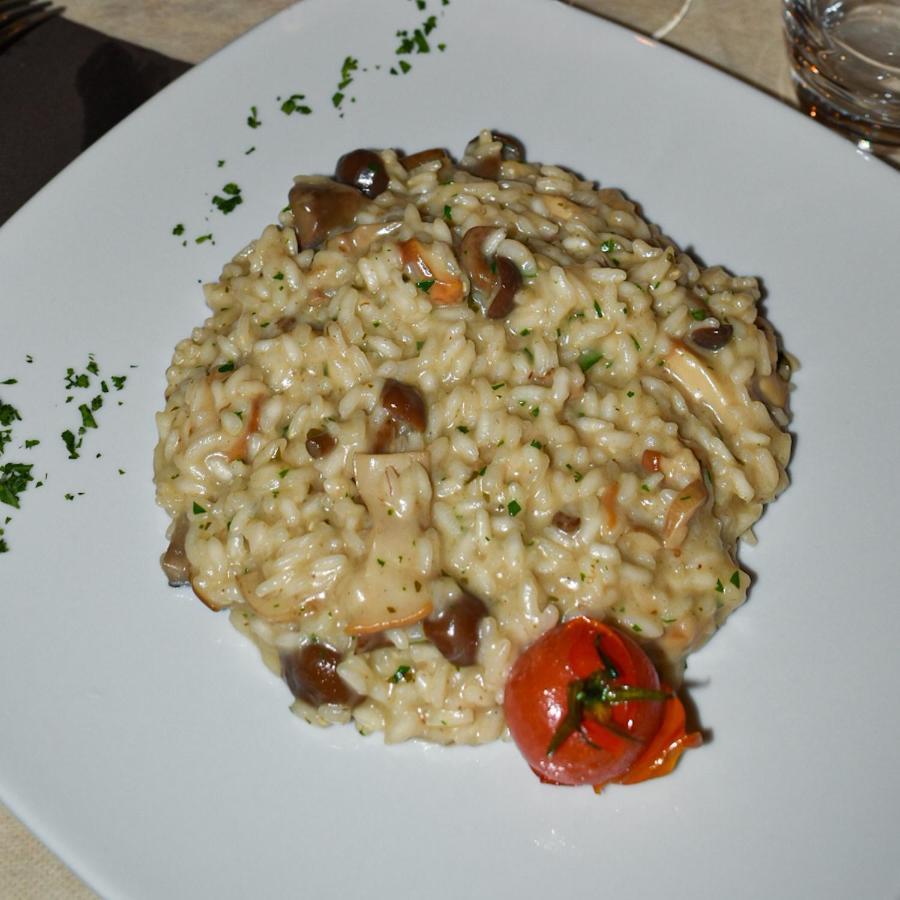 Lo Sciatore Hotel & Restaurant 卡迈格拉特罗希拉诺 外观 照片