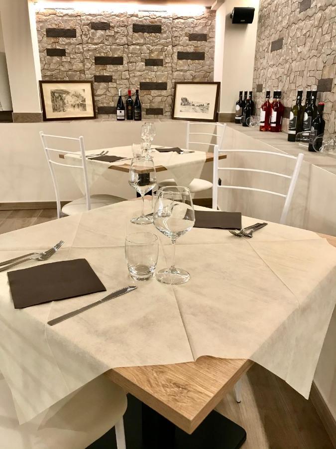 Lo Sciatore Hotel & Restaurant 卡迈格拉特罗希拉诺 外观 照片