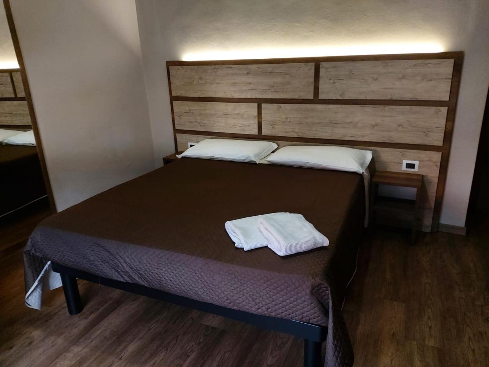 Lo Sciatore Hotel & Restaurant 卡迈格拉特罗希拉诺 外观 照片